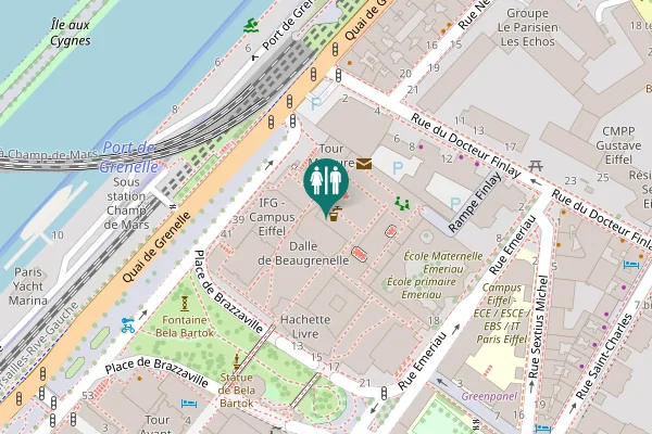 Map showing location of Quai de Grenelle 31 Toilet