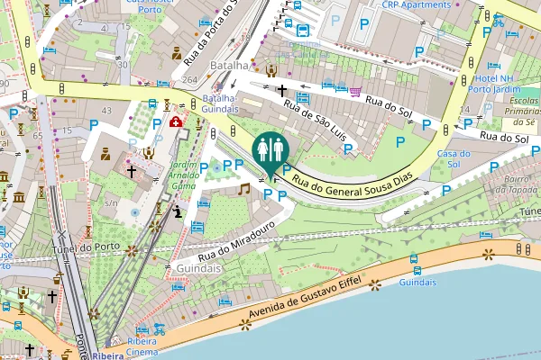 Map showing location of Largo do Actor Dias Toilet