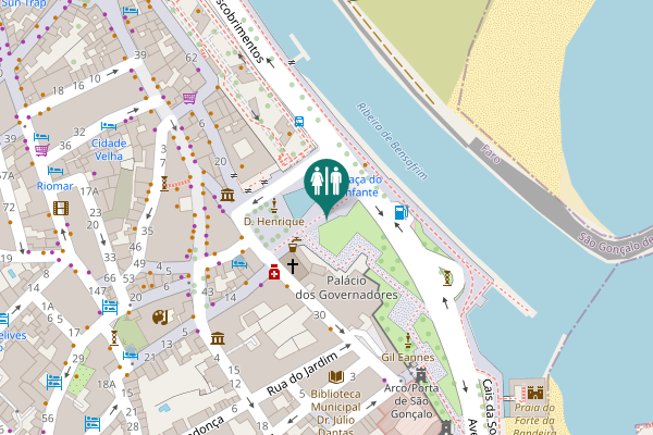Map showing location of Praça Infante Dom Henrique 6 Toilet