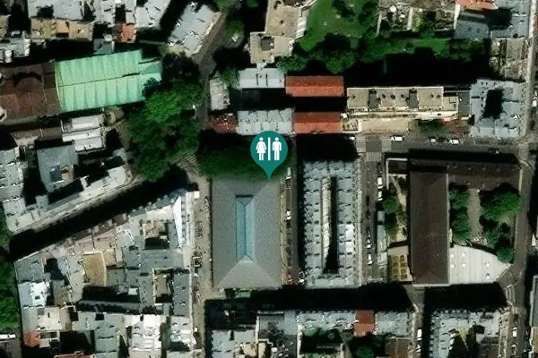 Satellite view of Rue de Torcy 40 Toilet