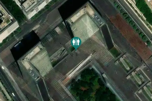 Satellite view of Entrée Ouest Toilet
