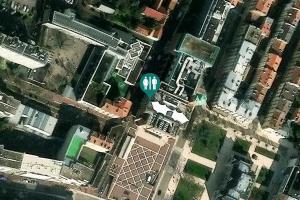 Satellite view of Place Émile Cresp 2 Toilet