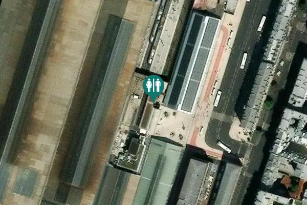 Satellite view of Voie d'accès vélostation Gare du Nord Toilet