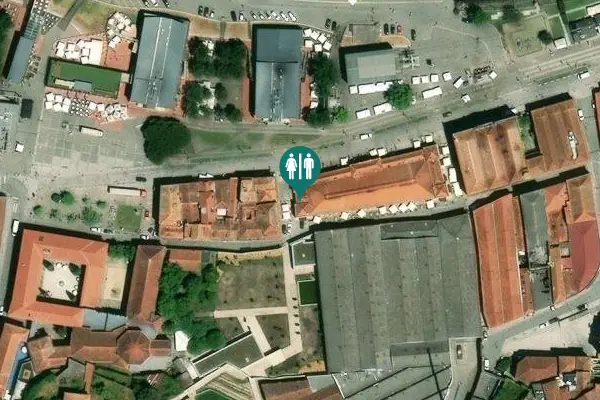 Satellite view of Largo de Sampaio Bruno 17 Toilet