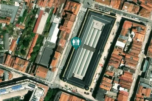 Satellite view of Rua de Sá da Bandeira 376 Toilet