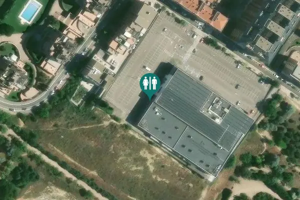 Satellite view of Calle de Enrique Cubero 164 Toilet