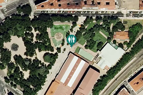 Satellite view of Avenida del Parque de la Alamedilla Toilet