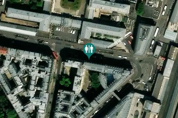 Satellite view of Rue Ambroise Paré 6 Toilet
