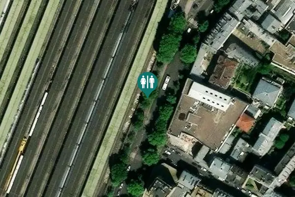 Satellite view of Rue du Faubourg Saint-Martin Toilet