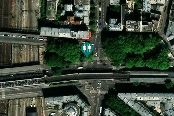 Satellite view of Place de la Chapelle Toilet