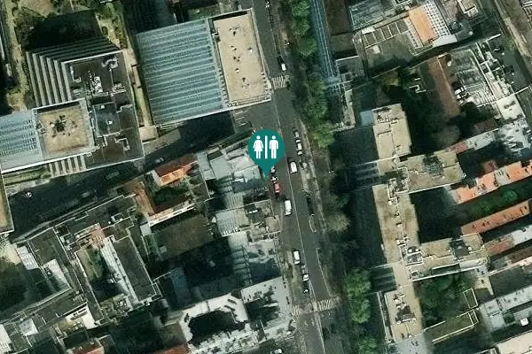Satellite view of Avenue d'Italie Toilet