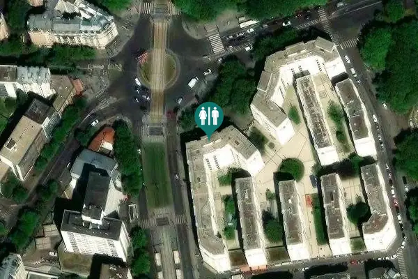 Satellite view of Place de la Porte de Bagnolet 2 Toilet