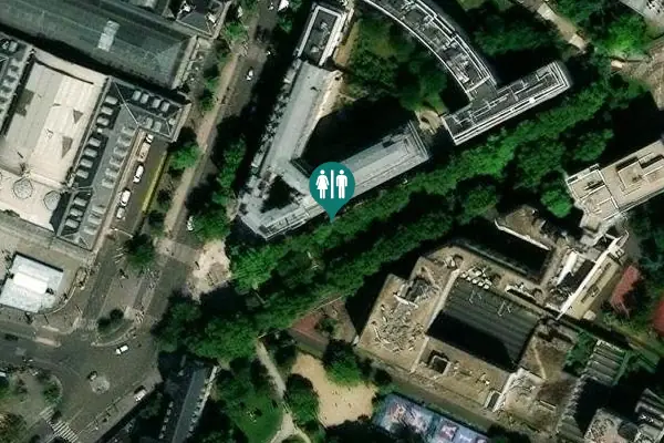 Satellite view of Avenue de Verdun 1 Toilet