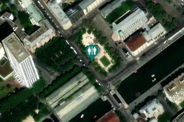 Satellite view of Rue de Crimée Toilet
