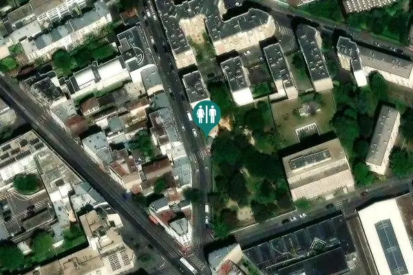 Satellite view of Rue du Dessous des Berges 40 Toilet