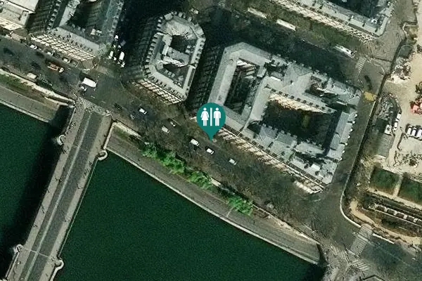 Satellite view of Quai de Gesvres 4 Toilet