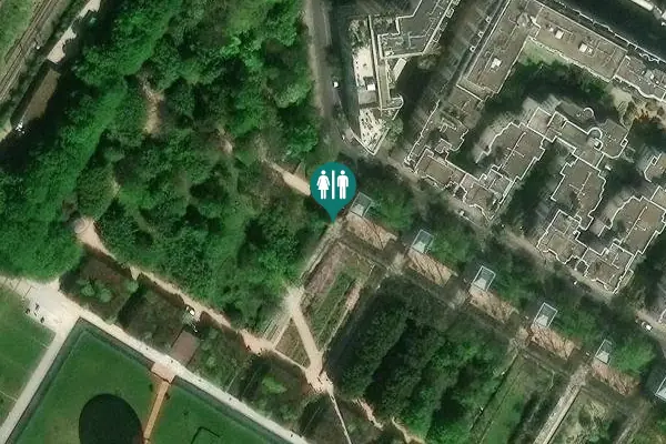 Satellite view of Rue de la Montagne de l'Espérou 13 Toilet