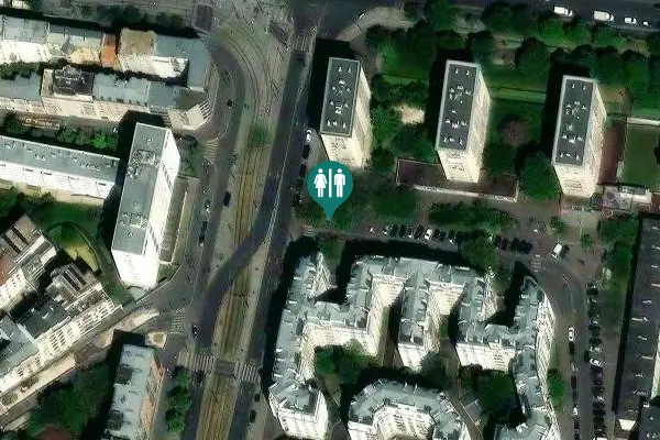Satellite view of Rue Fernand Foureau 4 Toilet