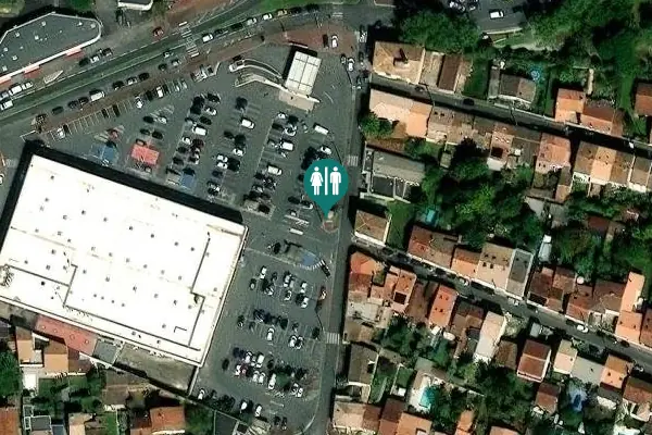 Satellite view of Avenue du Maréchal Gallieni 19 Toilet