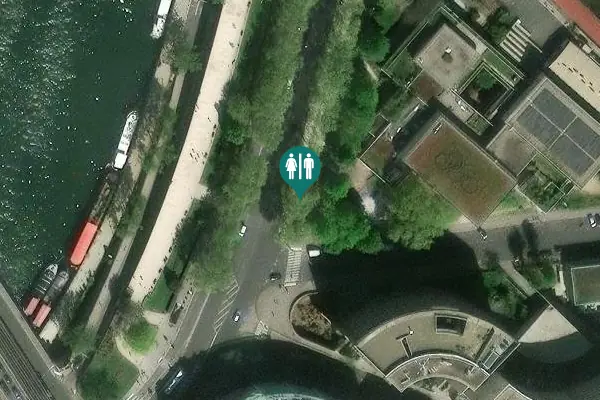 Satellite view of Quai Jacques Chirac 101 Toilet