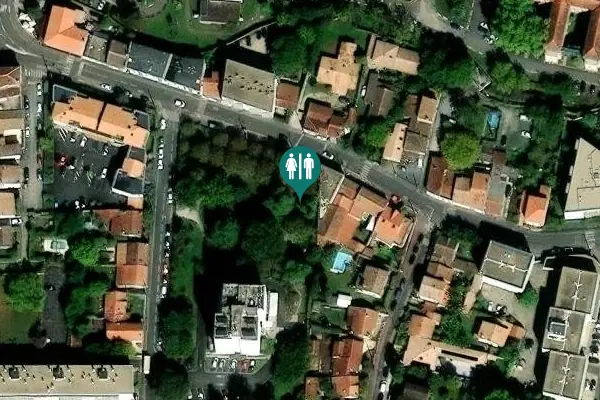 Satellite view of Rue Eugène Jacquet 62 Toilet