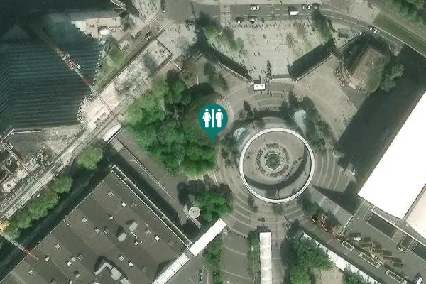 Satellite view of Boulevard Lefebvre Toilet