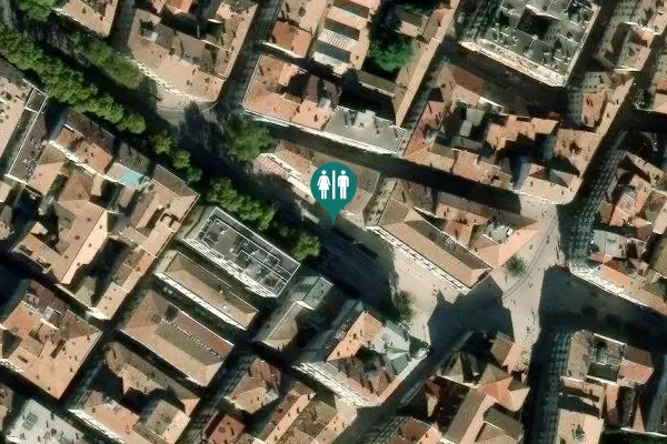 Satellite view of Cours Gambetta 4 Toilet