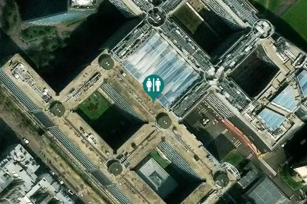 Satellite view of Place Jussieu 4 Toilet