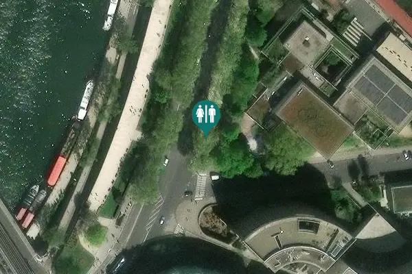 Satellite view of Quai Jacques Chirac 101 Toilet