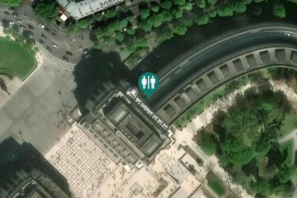 Satellite view of Place du Trocadéro et du 11 Novembre 1918 1 Toilet