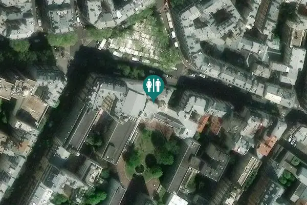 Satellite view of Rue d'Auteuil 47 Toilet