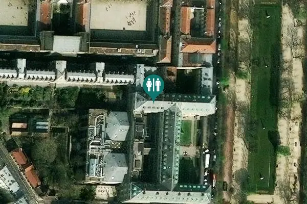 Satellite view of Avenue de l'Observatoire 4 Toilet