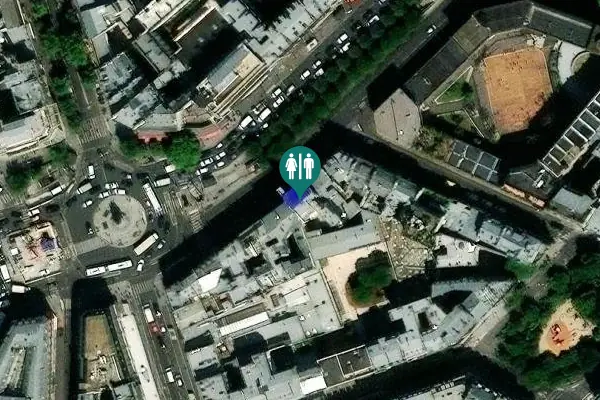 Satellite view of Place de Clichy 10 Toilet